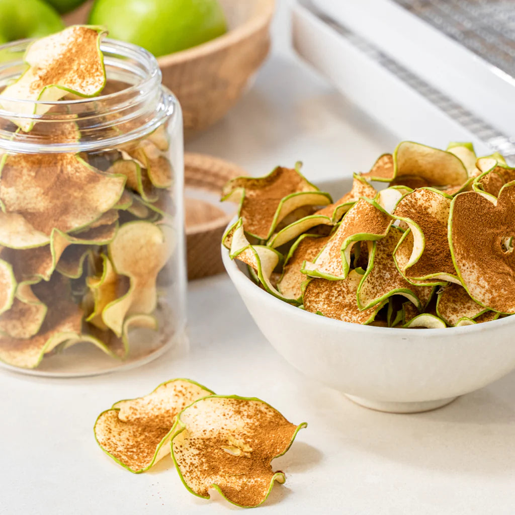 Dehydrated cinnamon apple chips