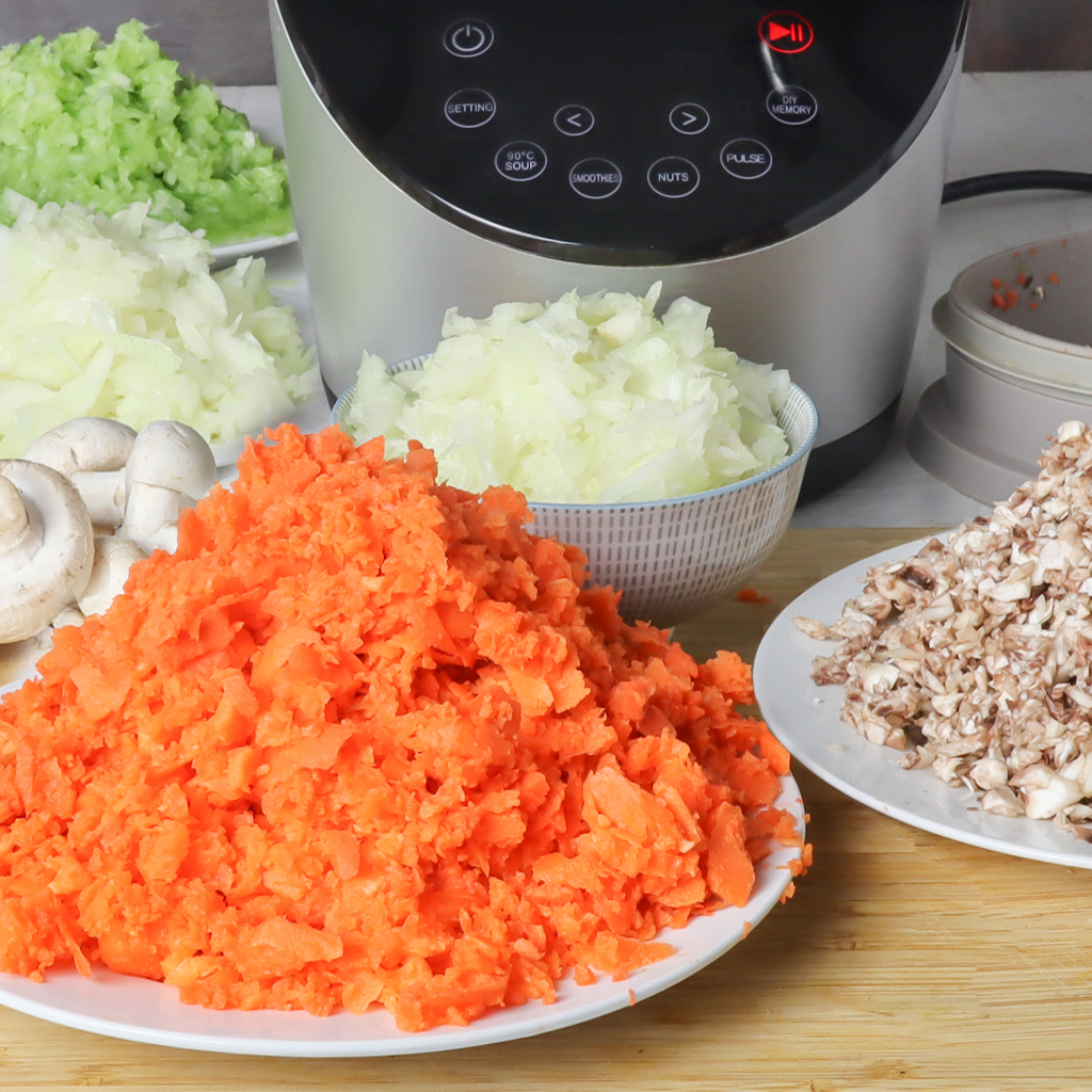 How to chop vegetables in the Vibe blender