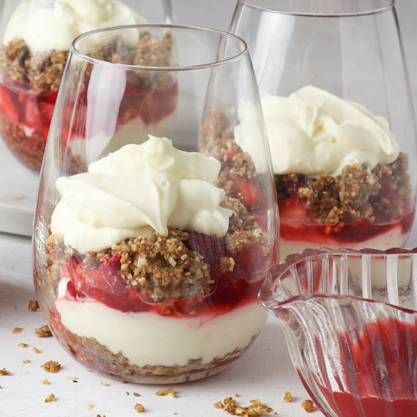 https://www.luvele.com/cdn/shop/articles/cheesecake_parfait_03_600x.png?v=1639457375