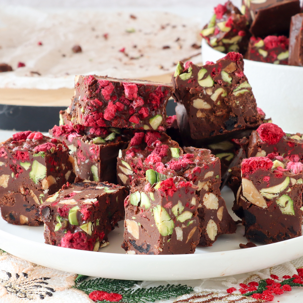 Healthy rocky road (vegan & paleo)